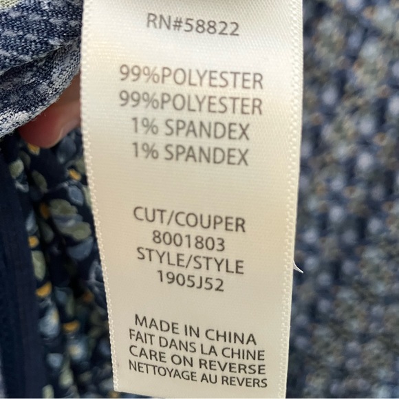 Max Studio Tiered Maxi Blue Floral Sleeveless Dress with Front Buttons. Size M - Picture 3 of 5